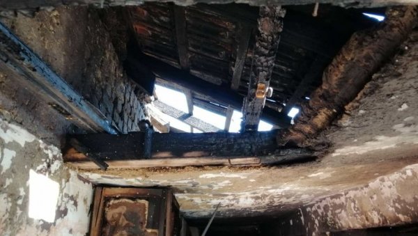 ДЕТАЉИ ТРАГЕДИЈЕ У ИЂОШУ КОД КИКИНДЕ: Настрадали мушкарац иза себе оставио две ћерке ДЕТАЉИ ТРАГЕДИЈЕ У ИЂОШУ КОД КИКИНДЕ: Настрадали мушкарац иза себе оставио две ћерке