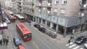 TOTALNI KOLAPS U CENTRU BEOGRADA: Zaobiđite Svetogorsku i Takovsku, stoje trolejbusi i tramvaji (FOTO/VIDEO) TOTALNI KOLAPS U CENTRU BEOGRADA: Zaobiđite Svetogorsku i Takovsku, stoje trolejbusi i tramvaji (FOTO/VIDEO)