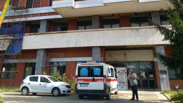 ЗА ВИКЕНД 165 ЗАРАЖЕНИХ: Корона пресек за Пиротски округ ЗА ВИКЕНД 165 ЗАРАЖЕНИХ: Корона пресек за Пиротски округ