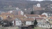 VRŠNJAČKO NASILJE U VLADIČINOM HANU: Osmaci maltretirali šestaka na velikom odmoru VRŠNJAČKO NASILJE U VLADIČINOM HANU: Osmaci maltretirali šestaka na velikom odmoru