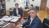 PREMIJERKA SA PREDSEDNIKM OPŠTINE BARAJEVO: Adamović i Brnabić o problemima životne sredine