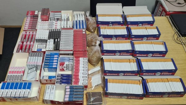 УХАПШЕНА ТРСТЕНИЧАНКА: Дуван крила у изнајмљеном локалу и породичној кући (ФОТО) УХАПШЕНА ТРСТЕНИЧАНКА: Дуван крила у изнајмљеном локалу и породичној кући (ФОТО)