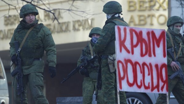 РУСИ, ПОСТОЈЕ ДВА НАЧИНА НА КОЈЕ МОЖЕТЕ ДА НАПУСТИТЕ КРИМ:  Украјина самоуверено запретила Москви