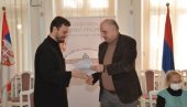 У ВЕЛИКОМ ГРАДИШТУ: Потписани уговори са црквама и удружењима грађана У ВЕЛИКОМ ГРАДИШТУ: Потписани уговори са црквама и удружењима грађана