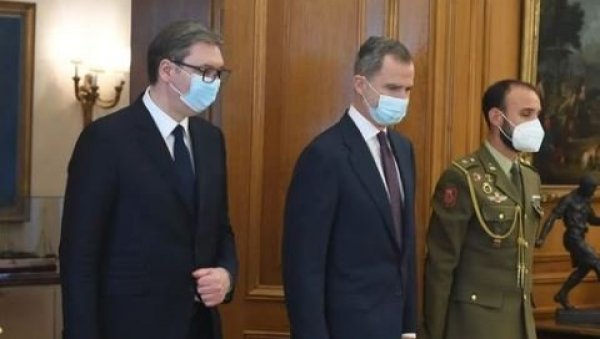 ВУЧИЋ У ШПАНИЈИ: Председник Србије се састао са краљем Фелипеом VI (ФОТО) ВУЧИЋ У ШПАНИЈИ: Председник Србије се састао са краљем Фелипеом VI (ФОТО)