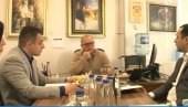 SASTANAK U VEZI SA BUKOM: Vesić razmatra plan aktivnosti o zaštiti građana (VIDEO) SASTANAK U VEZI SA BUKOM: Vesić razmatra plan aktivnosti o zaštiti građana (VIDEO)