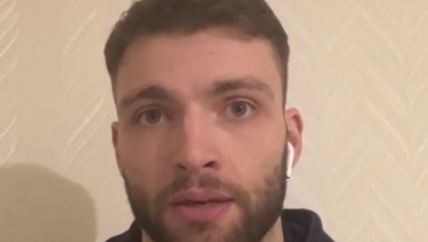ВАПАЈ СРПСКОГ КОШАРКАША: Не може да изађе из Украјине (ФОТО) ВАПАЈ СРПСКОГ КОШАРКАША: Не може да изађе из Украјине (ФОТО)