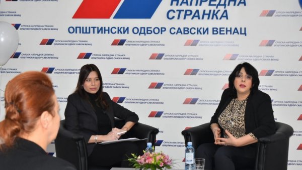 ДР МАРИЈА ЗДРАВКОВИЋ ПОРУЧИЛА: Подржавам идеју председника Вучића да 50 % жена буде на нашим листама ДР МАРИЈА ЗДРАВКОВИЋ ПОРУЧИЛА: Подржавам идеју председника Вучића да 50 % жена буде на нашим листама