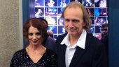 LJUBI JE I GRLI MLAĐI KOLEGA: Posle vesti o razvodu, Jelena objavila fotku LJUBI JE I GRLI MLAĐI KOLEGA: Posle vesti o razvodu, Jelena objavila fotku