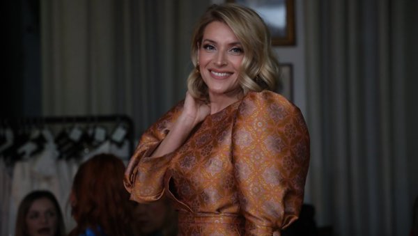 ЧОВЕК СЕ ЛАКО НАВИКНЕ НА ЛЕПО: Анђела Прпић искреношћу одушевила све ЧОВЕК СЕ ЛАКО НАВИКНЕ НА ЛЕПО: Анђела Прпић искреношћу одушевила све