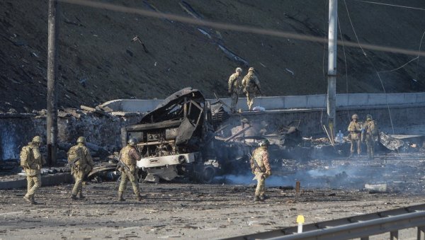 БЕЗБЕДНОСНА СИТУАЦИЈА СЕ ПОБОЉШАВА: Мађарска вратила амбасаду у Кијев БЕЗБЕДНОСНА СИТУАЦИЈА СЕ ПОБОЉШАВА: Мађарска вратила амбасаду у Кијев