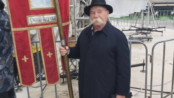МИЛОВАН ЧВРСТО ДРЖИ БАРЈАК СВОГ БРАТСТВА: Кубуровићи свијају гнезда под овим знамењем МИЛОВАН ЧВРСТО ДРЖИ БАРЈАК СВОГ БРАТСТВА: Кубуровићи свијају гнезда под овим знамењем