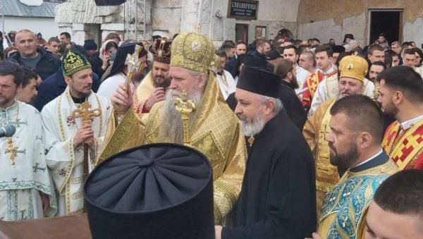 ИДЕЈА НЕМАЊИЋКА ЈЕ СРПСКИ НАРОД: Митрополит Јоаникије пред свенародну литију у славу Светог Симеона Мироточивог ИДЕЈА НЕМАЊИЋКА ЈЕ СРПСКИ НАРОД: Митрополит Јоаникије пред свенародну литију у славу Светог Симеона Мироточивог