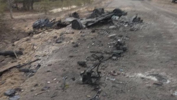 РУСКИ ДРОН УНИШТИО ХОТЕЛ ПУН УКРАЈИНСКИХ ВОЈНИКА: Орлан испалио ракете на контролни пункт РУСКИ ДРОН УНИШТИО ХОТЕЛ ПУН УКРАЈИНСКИХ ВОЈНИКА: Орлан испалио ракете на контролни пункт