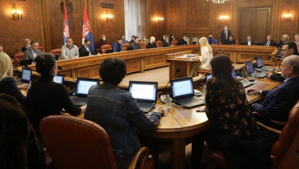 СТАВ СРБИЈЕ УВАЖИЛИ МОСКВА И ВАШИНГТОН: Председник Вучић о подметањима дела домаћих и политичара из региона, заштити националних интереса СТАВ СРБИЈЕ УВАЖИЛИ МОСКВА И ВАШИНГТОН: Председник Вучић о подметањима дела домаћих и политичара из региона, заштити националних интереса