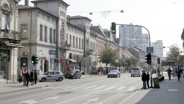 УРЕЂУЈЕ СЕ ГЛАВНА УЛИЦА: Секретаријат за инвестиције ове године финансира реконструкцију централне земунске саобраћајнице УРЕЂУЈЕ СЕ ГЛАВНА УЛИЦА: Секретаријат за инвестиције ове године финансира реконструкцију централне земунске саобраћајнице