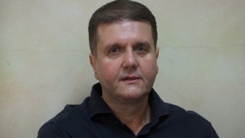 UBIO SE KUM DARKA ŠARIĆA: Izvršio samoubistvo prilikom hapšenja u Budvi UBIO SE KUM DARKA ŠARIĆA: Izvršio samoubistvo prilikom hapšenja u Budvi