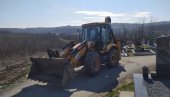 OČIŠĆENA DEPONIJA KOD GROBLJA: Komunalna akcija u Obrenovcu