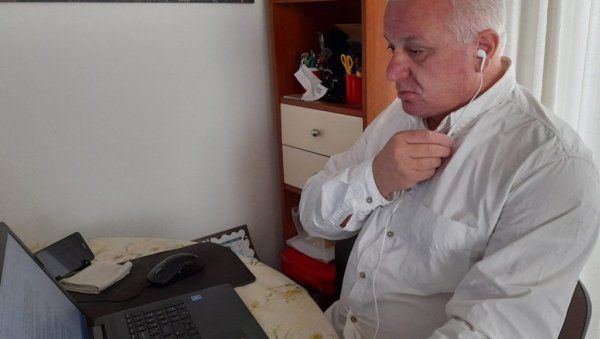 ЦРТАЈУ НАМ МЕТУ! Председник Удружења новинара Црне Горе Тихомир Бурзановић, поднео пријаву против подгоричког портала Аналитика ЦРТАЈУ НАМ МЕТУ! Председник Удружења новинара Црне Горе Тихомир Бурзановић, поднео пријаву против подгоричког портала Аналитика