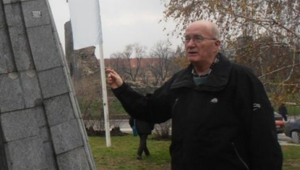 ОДЛАЗА ИСТАКНУТОГ НАУЧНИКА И ВЕЛИКОГ МИРОТВОРЦА: У Крушевцу сахрањен проф. др Павле Бубања, канидат за Нобелову награду за мир ОДЛАЗА ИСТАКНУТОГ НАУЧНИКА И ВЕЛИКОГ МИРОТВОРЦА: У Крушевцу сахрањен проф. др Павле Бубања, канидат за Нобелову награду за мир