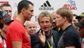 ОДБИЛИ СМО НАЦИЗАМ У УКРАЈИНИ: Човек кога је покрао Кличко стао уз Путина! ОДБИЛИ СМО НАЦИЗАМ У УКРАЈИНИ: Човек кога је покрао Кличко стао уз Путина!