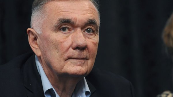 НАШ МЕНТАЛИТЕТ НАЈБОЉЕ САЧУВАН У ЛИТЕРАТУРИ: Душан Ковачевић, интервју НАШ МЕНТАЛИТЕТ НАЈБОЉЕ САЧУВАН У ЛИТЕРАТУРИ: Душан Ковачевић, интервју