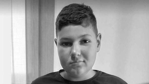 ПРЕМИНУО ДЕЧАК ДАМЈАН ПАВЛОВИЋ (12): Годинама се борио са тешком болешћу - Живот је заиста суров ПРЕМИНУО ДЕЧАК ДАМЈАН ПАВЛОВИЋ (12): Годинама се борио са тешком болешћу - Живот је заиста суров