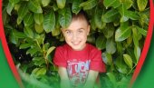 ПРИКУПЉАЊЕ ПОМОЋИ ИДЕ СПОРО: Храбри Михајло Стаменков (11) се бори против подле болести, за лек потребно 400.000 евра ПРИКУПЉАЊЕ ПОМОЋИ ИДЕ СПОРО: Храбри Михајло Стаменков (11) се бори против подле болести, за лек потребно 400.000 евра