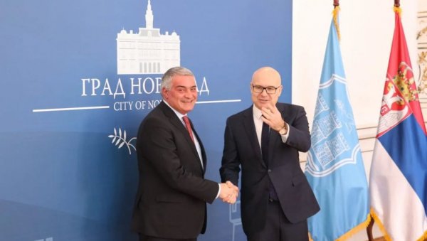 ВАЖАН СУСРЕТ: Вучевић разговарао са амбасадором Јерменије Ховакимианом (ФОТО) ВАЖАН СУСРЕТ: Вучевић разговарао са амбасадором Јерменије Ховакимианом (ФОТО)