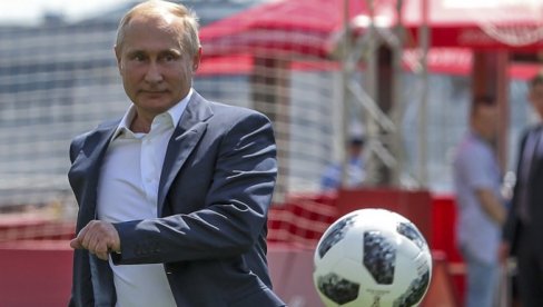 PUTIN ISPISAO ISTORIJU FUDBALA: Zbog njega je meč počeo na jednom stadionu, a istog dana završen na drugom!