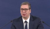 СУСРЕТ СА НАЈУСПЕШНИЈИМА: Вућић на уручењу уговора најбољим дипломцима медицине СУСРЕТ СА НАЈУСПЕШНИЈИМА: Вућић на уручењу уговора најбољим дипломцима медицине