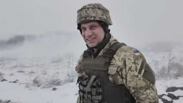 КЛИЧКО ДЕМАНТОВАО: Нисам коментарисао Србију и Албанију КЛИЧКО ДЕМАНТОВАО: Нисам коментарисао Србију и Албанију