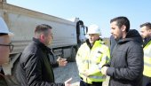 МОМИРОВИЋ: Обилазница око Горњег Милановца напредује по плану без одступања МОМИРОВИЋ: Обилазница око Горњег Милановца напредује по плану без одступања