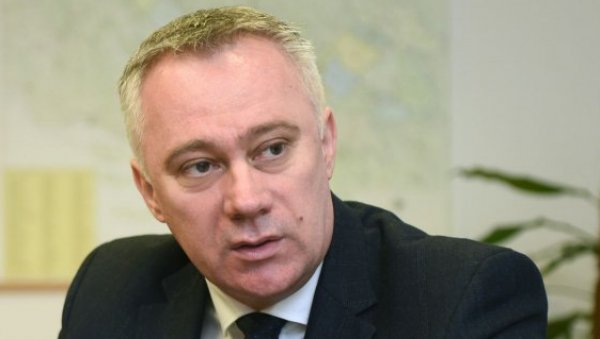 ДОВОЉНО ХРАНЕ НА ЗАЛИХАМА: Борис Пашалић, министар пољопривреде Републике Српске ДОВОЉНО ХРАНЕ НА ЗАЛИХАМА: Борис Пашалић, министар пољопривреде Републике Српске