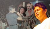 SINAN U SARAJEVU POSLE RATA: Ekstremisti hteli da prekinu koncert, okupili se kod džamije! Sakić slučajno sreo Dina Merlina SINAN U SARAJEVU POSLE RATA: Ekstremisti hteli da prekinu koncert, okupili se kod džamije! Sakić slučajno sreo Dina Merlina