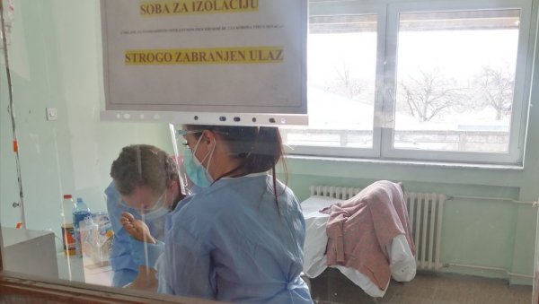 ДАН КОЈИ НАМ ЈЕ ПРОМЕНИО ЖИВОТ: Са медицинарима суботичке Опште болнице, где је пре две године откривен први случај вируса корона у Србији ДАН КОЈИ НАМ ЈЕ ПРОМЕНИО ЖИВОТ: Са медицинарима суботичке Опште болнице, где је пре две године откривен први случај вируса корона у Србији