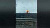 СНАЖАН УДАР: Снимак ракетног напада на аеродром оружаних снага Украјине (ВИДЕО) СНАЖАН УДАР: Снимак ракетног напада на аеродром оружаних снага Украјине (ВИДЕО)