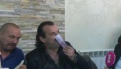 ЛУКАС САМО ЗА ЈЕДНУ ПЕСМУ ДАО 1.000 ЕВРА: Новчанице прште на све стране ЛУКАС САМО ЗА ЈЕДНУ ПЕСМУ ДАО 1.000 ЕВРА: Новчанице прште на све стране