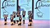 PLES KAO UMETNOST: Prvi Festival plesa u Herceg Novom okupio 800 učesnika PLES KAO UMETNOST: Prvi Festival plesa u Herceg Novom okupio 800 učesnika