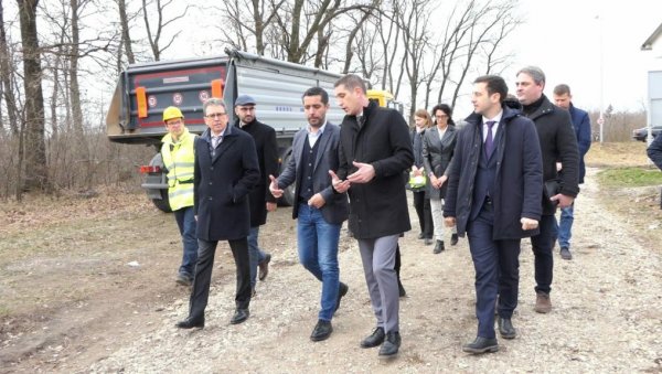 РЕШЕН ВИШЕДЕЦЕНИЈСКИ ПРОБЛЕМ: Кикинда добија постројење за пречишћавање воде за пиће РЕШЕН ВИШЕДЕЦЕНИЈСКИ ПРОБЛЕМ: Кикинда добија постројење за пречишћавање воде за пиће