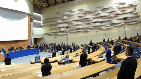 POSTIGNUT DOGOVOR: Dodik - Izborni zakon BiH biće upućen u Parlamentarnu skupštinu POSTIGNUT DOGOVOR: Dodik - Izborni zakon BiH biće upućen u Parlamentarnu skupštinu