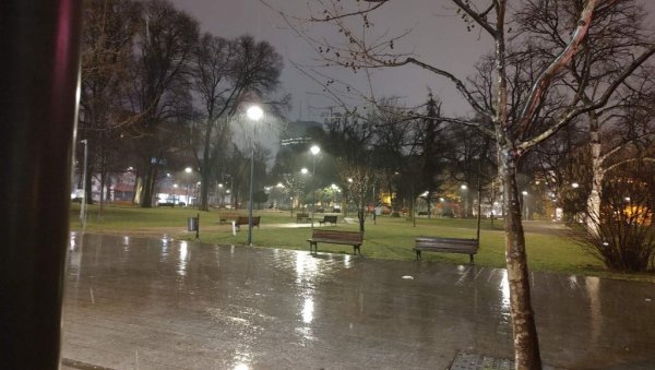 ДЕТАЉНА ПРОГНОЗА ЗА 10 ДАНА: За викенд топлије, а онда опет пљускови ДЕТАЉНА ПРОГНОЗА ЗА 10 ДАНА: За викенд топлије, а онда опет пљускови