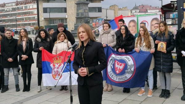 МИЛИЦА ЂУРЂЕВИЋ СТАМЕНКОВСКИ У КРУШЕВЦУ: Слободу смо скупо платили МИЛИЦА ЂУРЂЕВИЋ СТАМЕНКОВСКИ У КРУШЕВЦУ: Слободу смо скупо платили