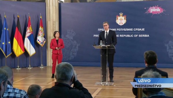 ВУЧИЋ О КРИЗИ У УКРАЈИНИ: Као што Украјина поштује наш територијални интегритет, тако и ми поштујемо њен ВУЧИЋ О КРИЗИ У УКРАЈИНИ: Као што Украјина поштује наш територијални интегритет, тако и ми поштујемо њен
