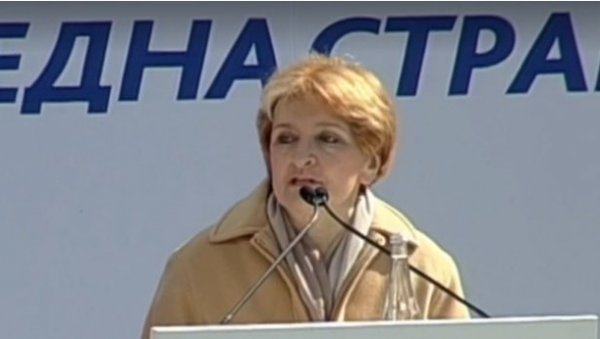 ДАНИЦА ГРУЈИЧИЋ: Четрдесет година радим у здравству и тврдим да се никада оволико није улагало ДАНИЦА ГРУЈИЧИЋ: Четрдесет година радим у здравству и тврдим да се никада оволико није улагало