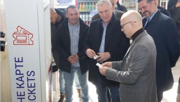 СТАРА ЖЕЛЕЗНИЧКА СТАНИЦА ЗАСИЈАЋЕ НОВИМ СЈАЈЕМ: Вучевић објавио на Инстаграму - Почела финална фаза радова (ФОТО) СТАРА ЖЕЛЕЗНИЧКА СТАНИЦА ЗАСИЈАЋЕ НОВИМ СЈАЈЕМ: Вучевић објавио на Инстаграму - Почела финална фаза радова (ФОТО)