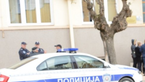 UHAPŠENI RAZBOJNICI: Pokušali da opljačkaju menjačnicu UHAPŠENI RAZBOJNICI: Pokušali da opljačkaju menjačnicu