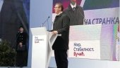 ВУЧИЋ ПОРУЧИО ВРАЊАНЦИМА: Ситуација је тешка, али морамо да се боримо за нашу Србију (ФОТО)