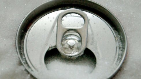 RUS DISKVALIFIKOVAN PO HITNOM POSTUPKU: Pio alkohol na meču za titulu, a opravdanje mu je baš originalno RUS DISKVALIFIKOVAN PO HITNOM POSTUPKU: Pio alkohol na meču za titulu, a opravdanje mu je baš originalno