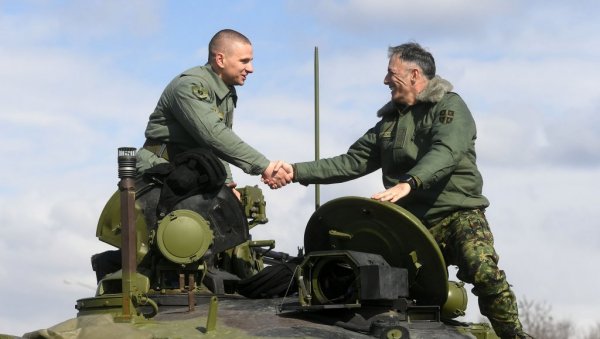 МОЈСИЛОВИЋ: До краја месеца предлог за начин служења војног рока МОЈСИЛОВИЋ: До краја месеца предлог за начин служења војног рока